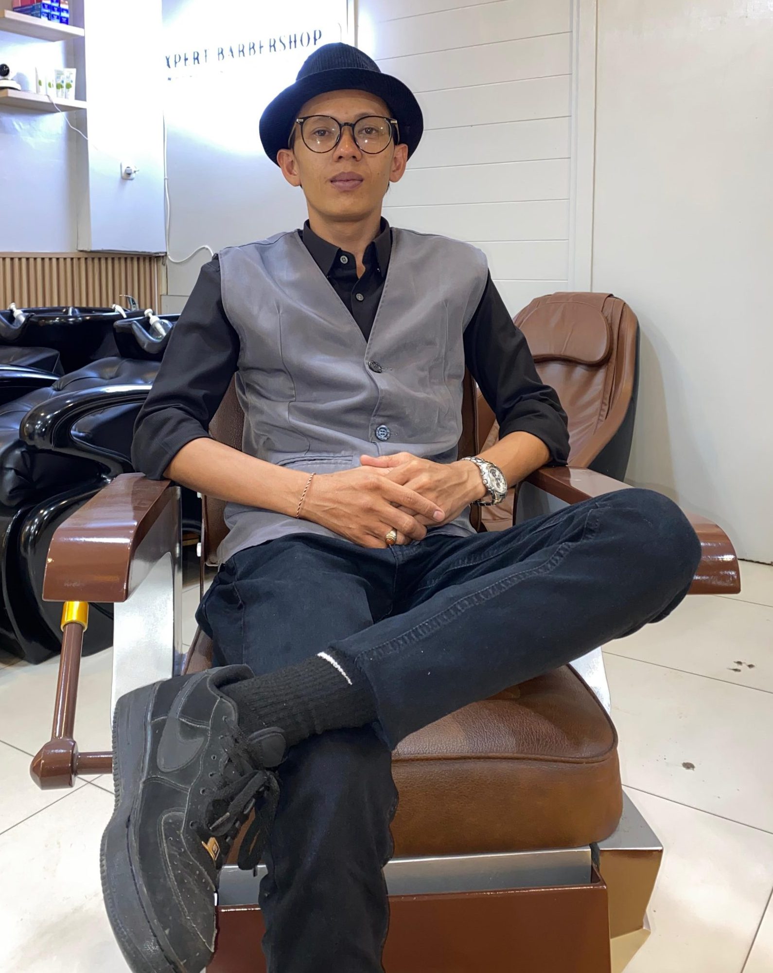 Stylist Taufik – Haircut & Colouring Xpert